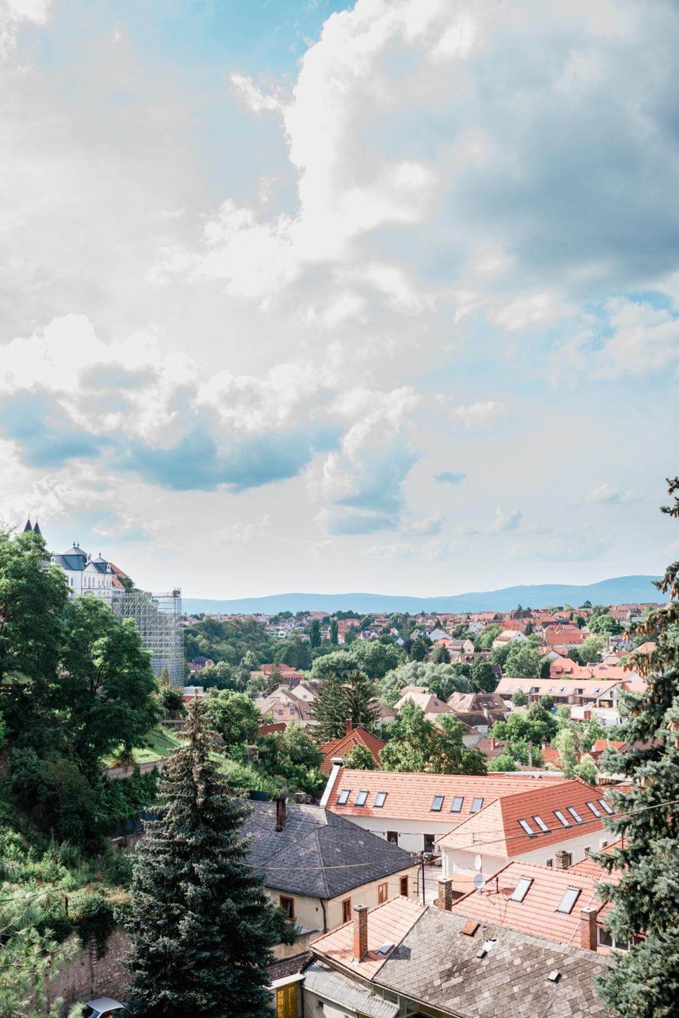 Monbuhim Comfort Veszprém Dış mekan fotoğraf