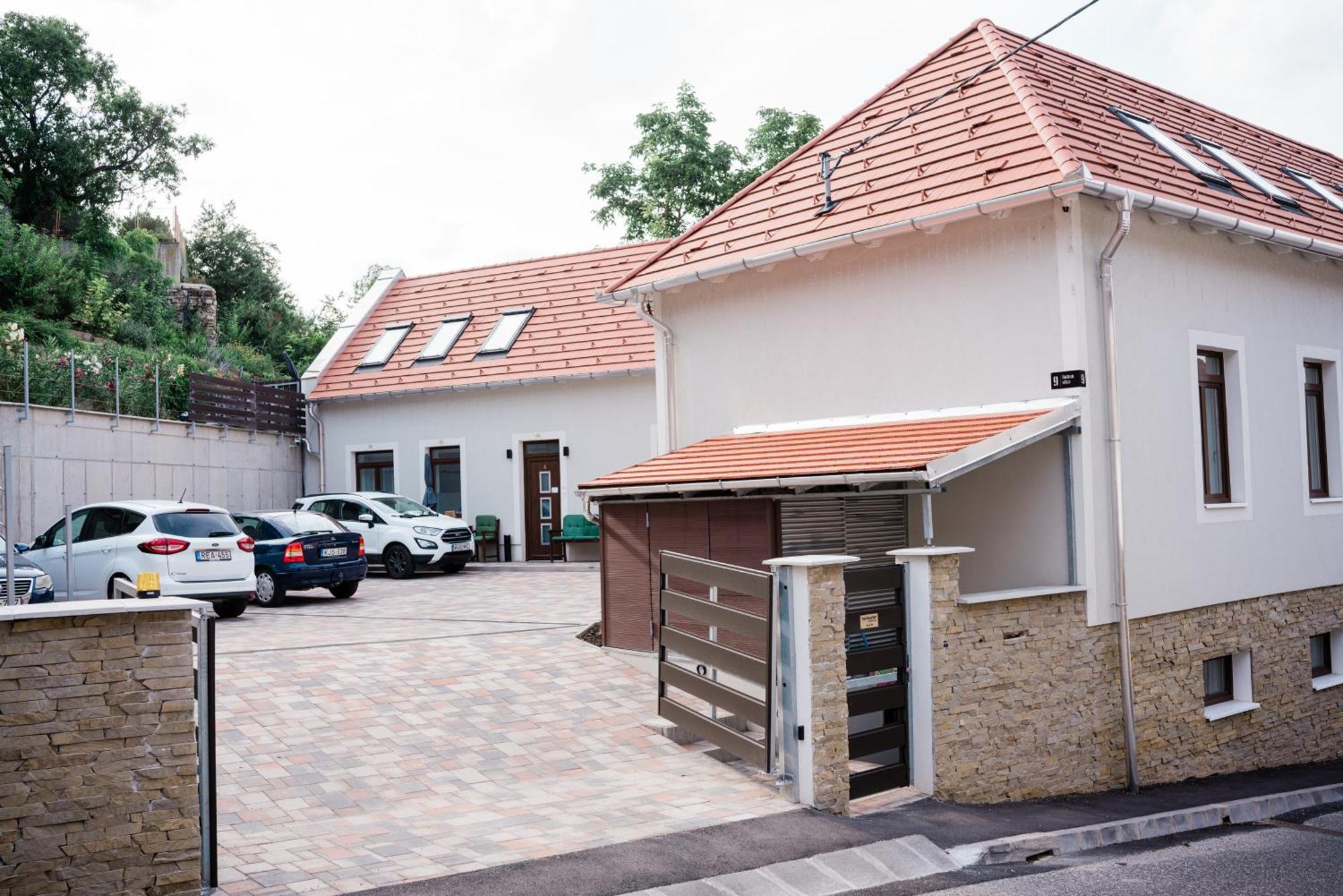 Monbuhim Comfort Veszprém Dış mekan fotoğraf