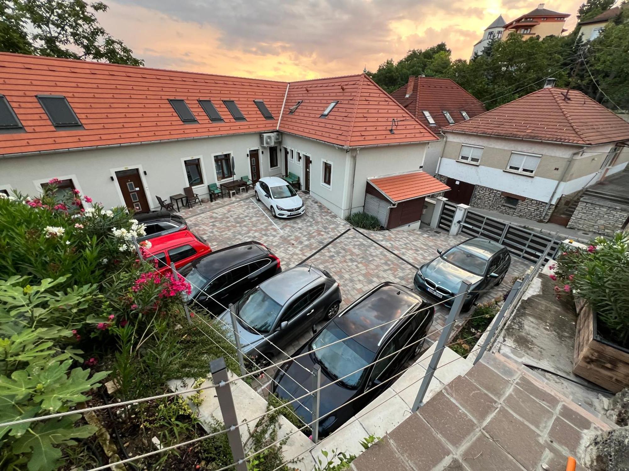 Monbuhim Comfort Veszprém Dış mekan fotoğraf